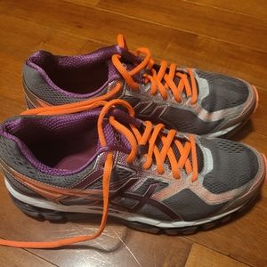 ASICS size 8.5 worn once!